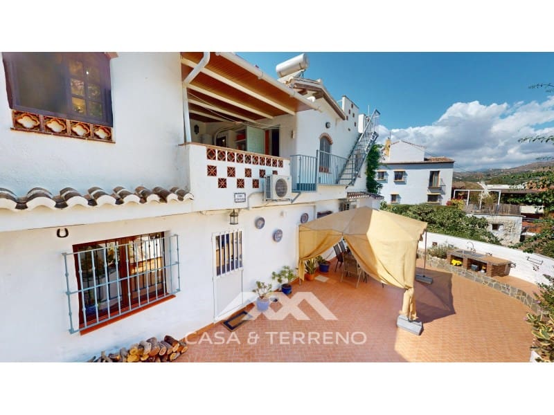 4 bedroom Guesthouse/B & B for sale in Velez-Malaga - € 280,000 (Ref: 9282496)