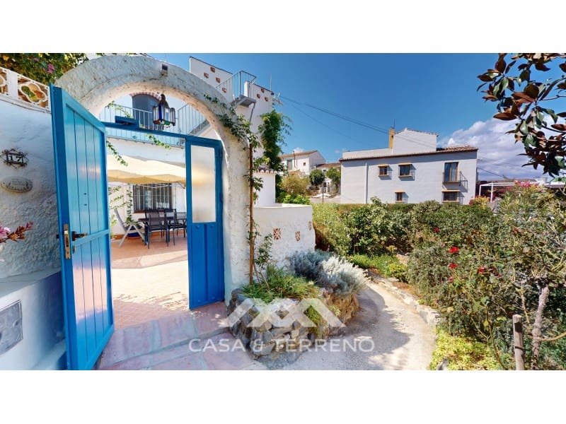 4 bedroom Guesthouse/B & B for sale in Velez-Malaga - € 280,000 (Ref: 9282496)