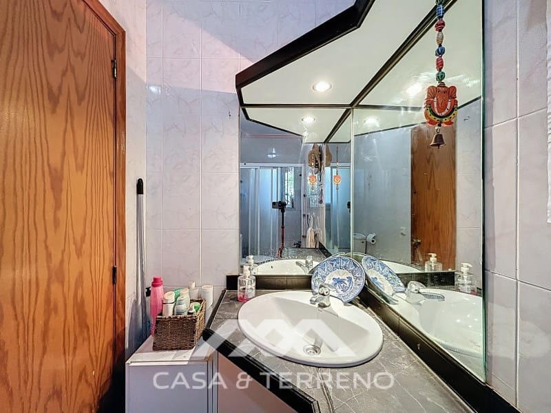 4 slaapkamer Huis te koop in Velez-Malaga - € 179.000 (Ref: 9338545)