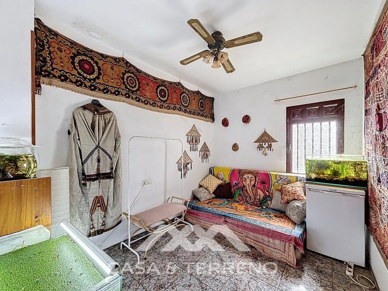 4 slaapkamer Huis te koop in Velez-Malaga - € 179.000 (Ref: 9338545)