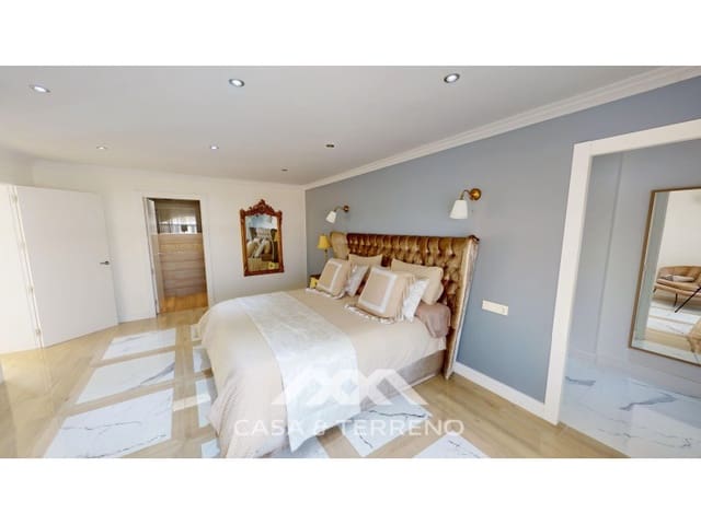 4 chambre Villa/Maison à vendre à Caleta de Vélez, Vélez-Málaga avec piscine - 1 500 000 € (Ref: 9347742)