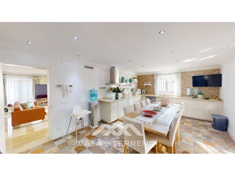 4 quarto Moradia para venda em Caleta de Velez com piscina - 1 500 000 € (Ref: 9347742)