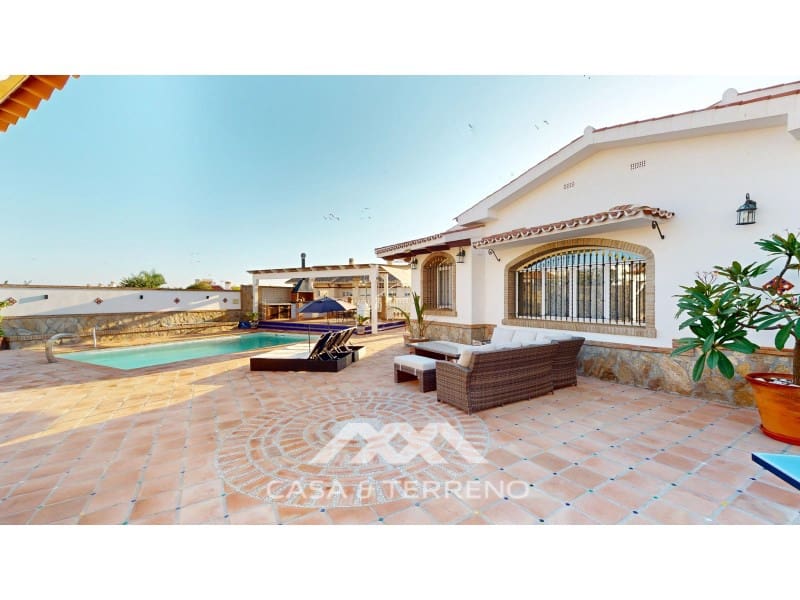 4 quarto Moradia para venda em Caleta de Velez com piscina - 1 500 000 € (Ref: 9347742)