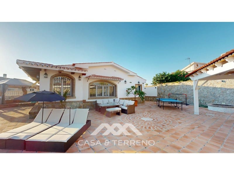 4 quarto Moradia para venda em Caleta de Velez com piscina - 1 500 000 € (Ref: 9347742)