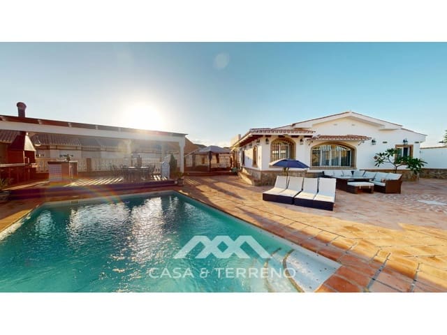 4 chambre Villa/Maison à vendre à Caleta de Vélez, Vélez-Málaga avec piscine - 1 500 000 € (Ref: 9347742)