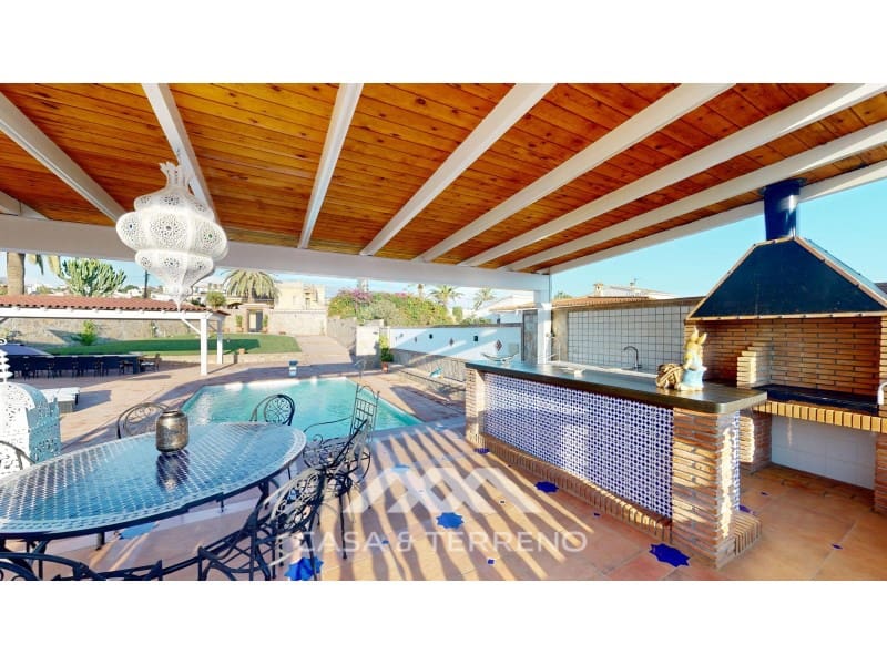 4 quarto Moradia para venda em Caleta de Velez com piscina - 1 500 000 € (Ref: 9347742)