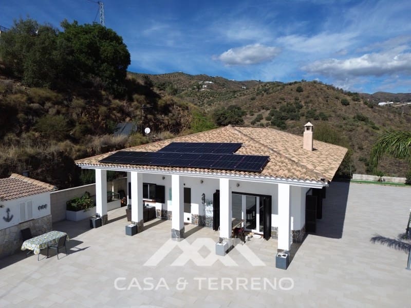 4 sypialnia Willa na sprzedaż w Moclinejo z basenem - 595 000 € (Ref: 9362936)