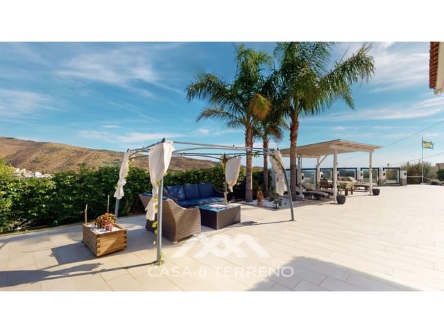 4 sypialnia Willa na sprzedaż w Moclinejo z basenem - 595 000 € (Ref: 9362936)