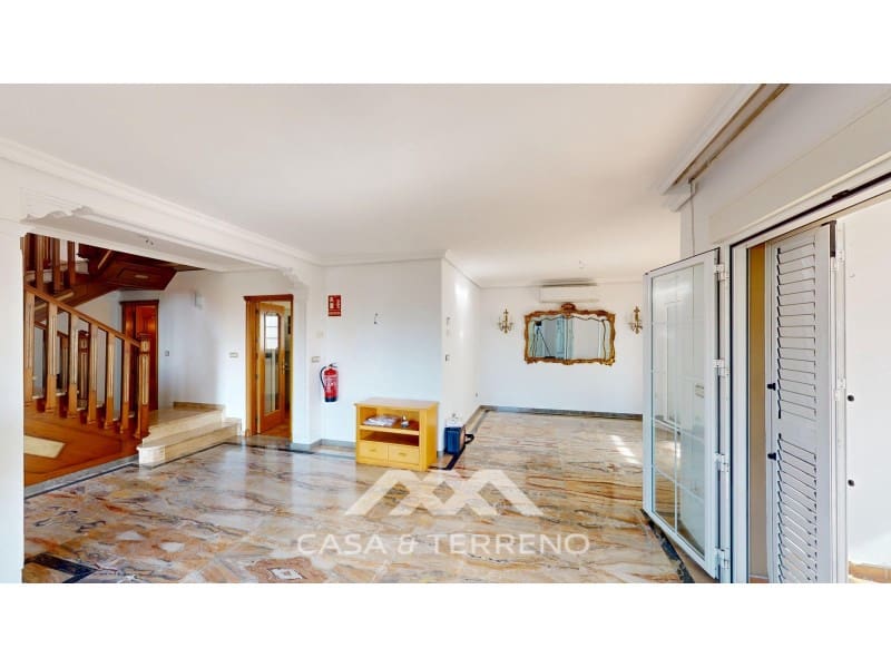 5 sypialnia Willa na sprzedaż w Caleta de Velez z garażem - 995 000 € (Ref: 9383302)