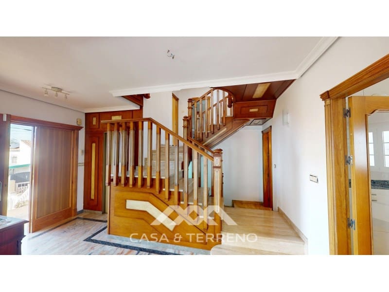 5 sypialnia Willa na sprzedaż w Caleta de Velez z garażem - 995 000 € (Ref: 9383302)