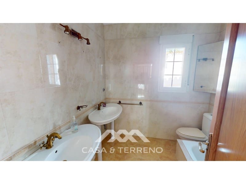 5 sypialnia Willa na sprzedaż w Caleta de Velez z garażem - 995 000 € (Ref: 9383302)