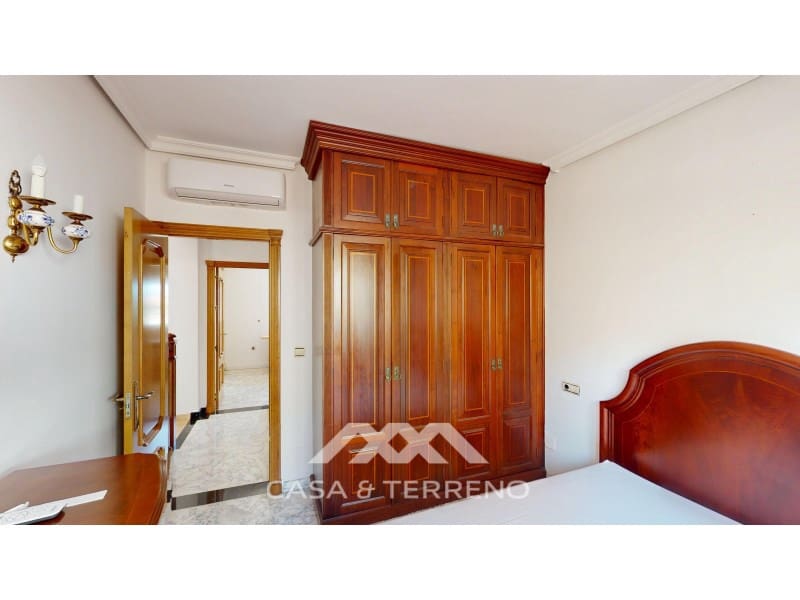 5 sypialnia Willa na sprzedaż w Caleta de Velez z garażem - 995 000 € (Ref: 9383302)