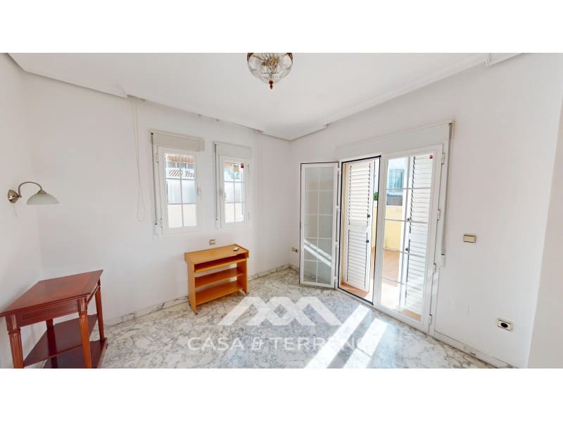 5 sypialnia Willa na sprzedaż w Caleta de Velez z garażem - 995 000 € (Ref: 9383302)