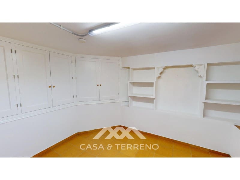 5 sypialnia Willa na sprzedaż w Caleta de Velez z garażem - 995 000 € (Ref: 9383302)