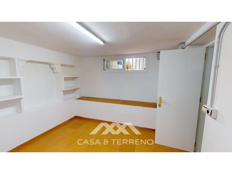 5 sypialnia Willa na sprzedaż w Caleta de Velez z garażem - 995 000 € (Ref: 9383302)