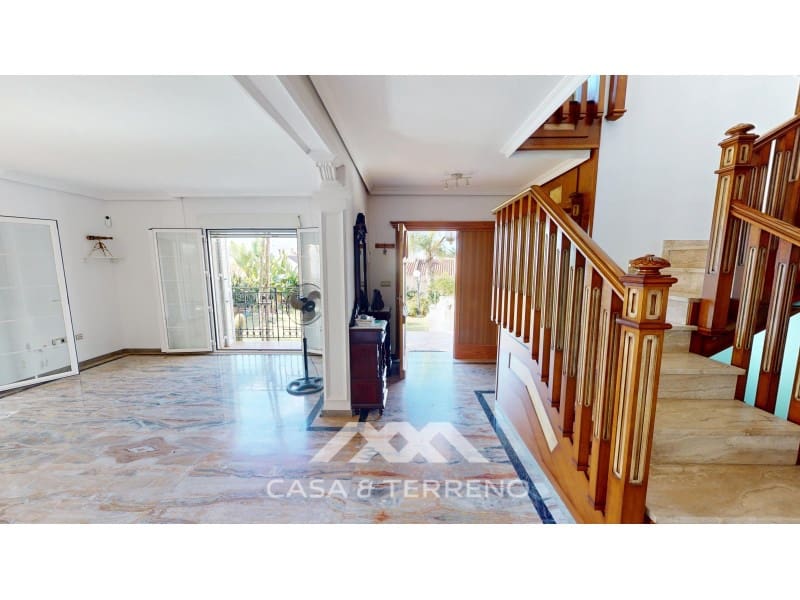 5 sypialnia Willa na sprzedaż w Caleta de Velez z garażem - 995 000 € (Ref: 9383302)