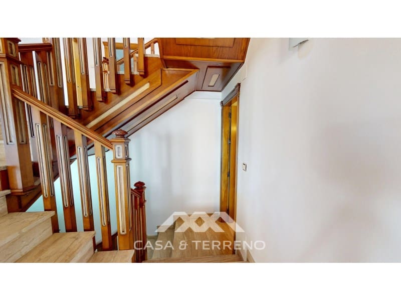 5 sypialnia Willa na sprzedaż w Caleta de Velez z garażem - 995 000 € (Ref: 9383302)