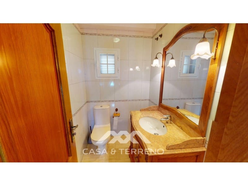 5 sypialnia Willa na sprzedaż w Caleta de Velez z garażem - 995 000 € (Ref: 9383302)