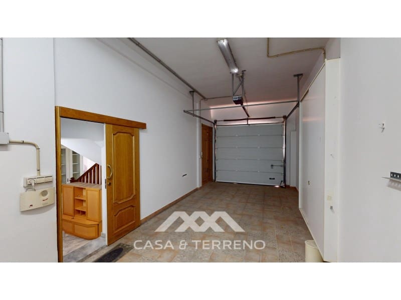 5 sypialnia Willa na sprzedaż w Caleta de Velez z garażem - 995 000 € (Ref: 9383302)