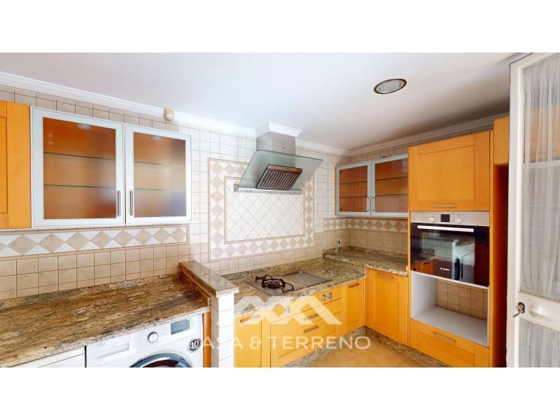 5 sypialnia Willa na sprzedaż w Caleta de Velez z garażem - 995 000 € (Ref: 9383302)