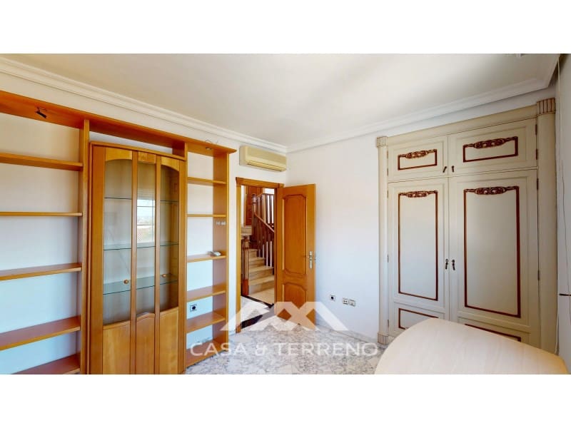 5 sypialnia Willa na sprzedaż w Caleta de Velez z garażem - 995 000 € (Ref: 9383302)