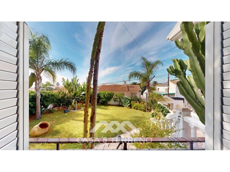 5 sypialnia Willa na sprzedaż w Caleta de Velez z garażem - 995 000 € (Ref: 9383302)