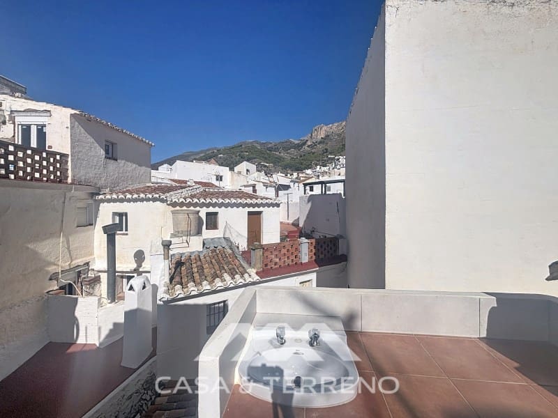 3 soveværelse Byhus til salg i Canillas de Aceituno - € 130.000 (Ref: 9396623)