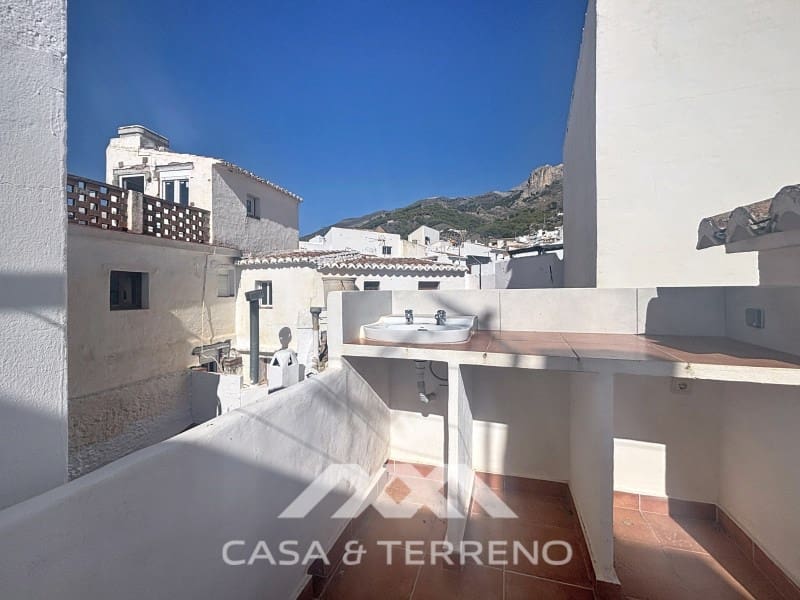 3 soveværelse Byhus til salg i Canillas de Aceituno - € 130.000 (Ref: 9396623)