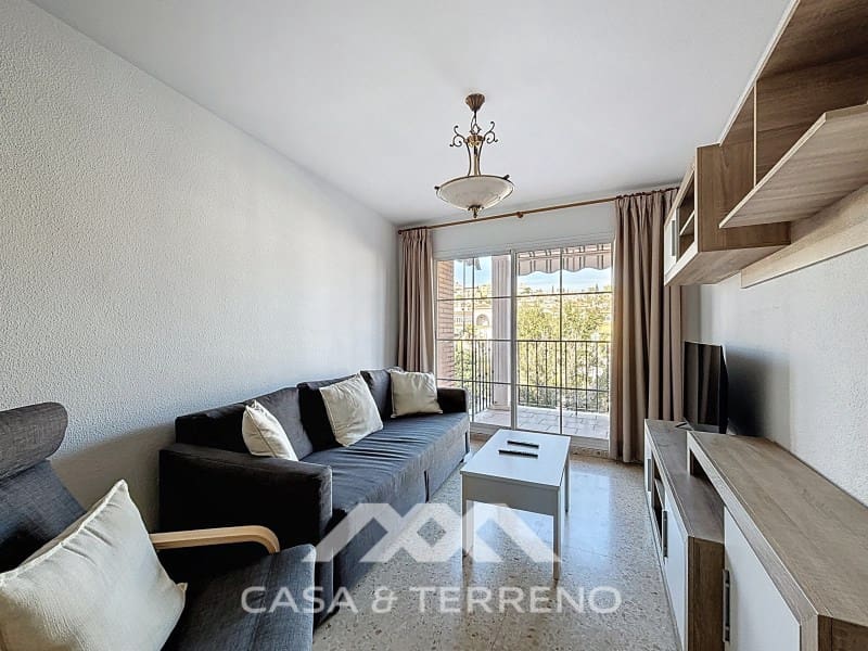 2 bedroom Flat for rent in Torre del Mar - € 800 (Ref: 9398403)