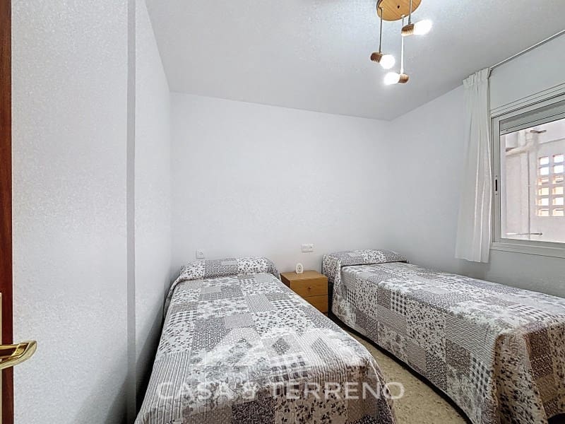 2 bedroom Flat for rent in Torre del Mar - € 800 (Ref: 9398403)