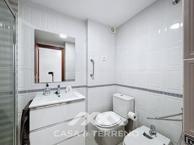 2 bedroom Flat for rent in Torre del Mar - € 800 (Ref: 9398403)