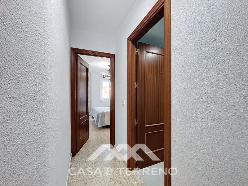 2 bedroom Flat for rent in Torre del Mar - € 800 (Ref: 9398403)