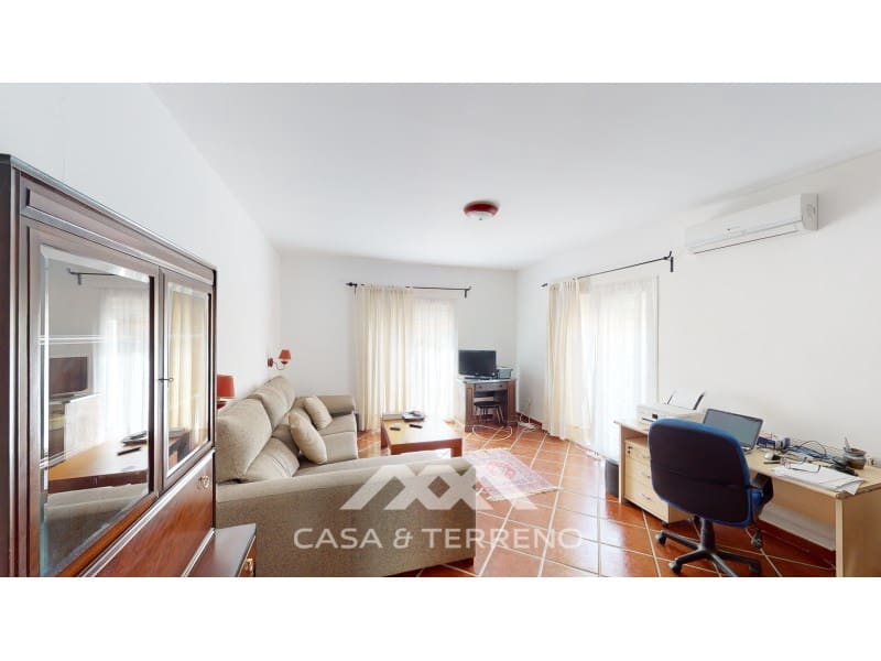 7 bedroom Guesthouse/B & B for sale in Macharaviaya with pool - € 995,000 (Ref: 9398404)