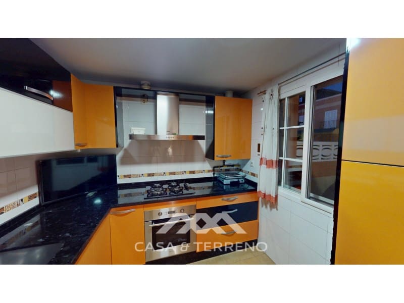 3 Zimmer Haus zu verkaufen in Almayate - 472.000 € (Ref: 9414353)