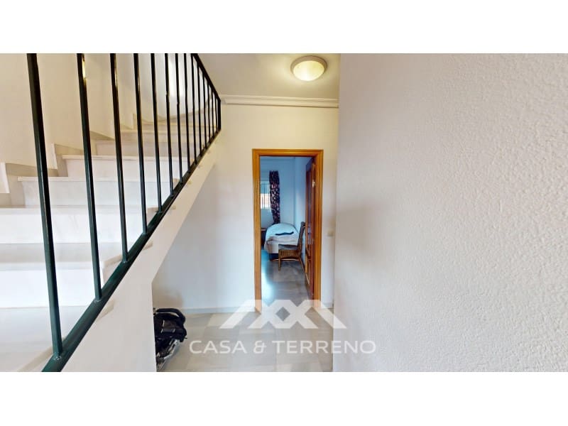 4 makuuhuone Omakotitalo myytävänä paikassa Caleta de Velez - 378 000 € (Ref: 9452266)