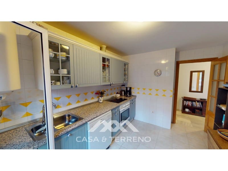 4 makuuhuone Omakotitalo myytävänä paikassa Caleta de Velez - 378 000 € (Ref: 9452266)