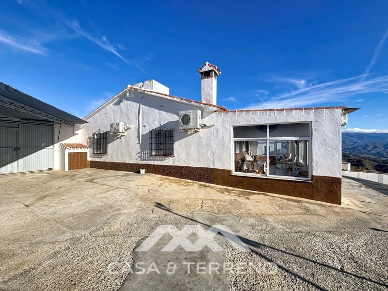 Finca/Casa Rural de 3 habitaciones en Macharaviaya en venta con piscina garaje - 456.000 € (Ref: 9462487)