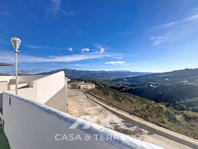 Finca/Casa Rural de 3 habitaciones en Macharaviaya en venta con piscina garaje - 456.000 € (Ref: 9462487)