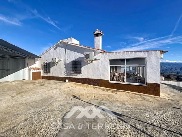 Finca/Casa Rural de 3 habitaciones en Macharaviaya en venta con piscina garaje - 456.000 € (Ref: 9462487)