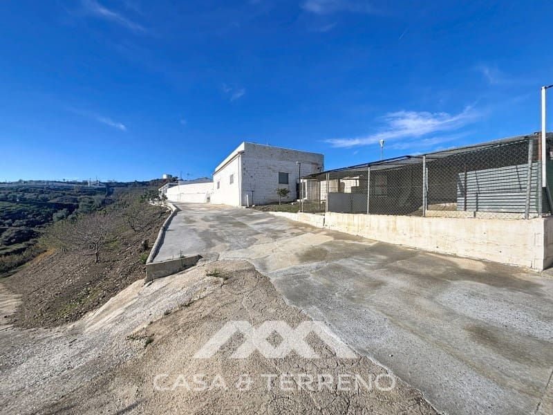 Finca/Casa Rural de 3 habitaciones en Macharaviaya en venta con piscina garaje - 456.000 € (Ref: 9462487)