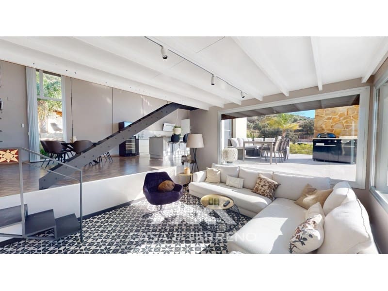 Chalet de 4 habitaciones en Alora en venta con piscina garaje - 1.200.000 € (Ref: 9462488)