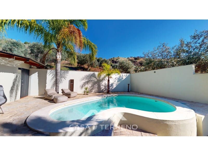 Chalet de 4 habitaciones en Alora en venta con piscina garaje - 1.200.000 € (Ref: 9462488)