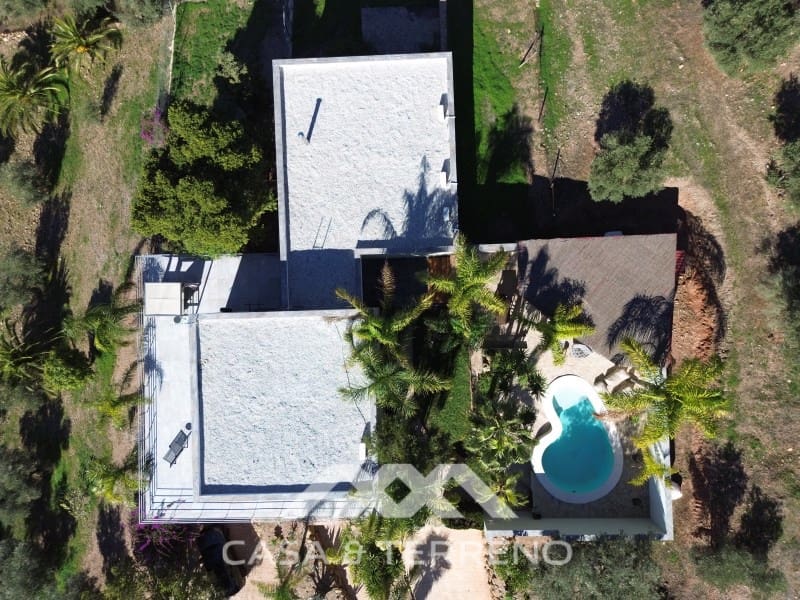 Chalet de 4 habitaciones en Alora en venta con piscina garaje - 1.200.000 € (Ref: 9462488)