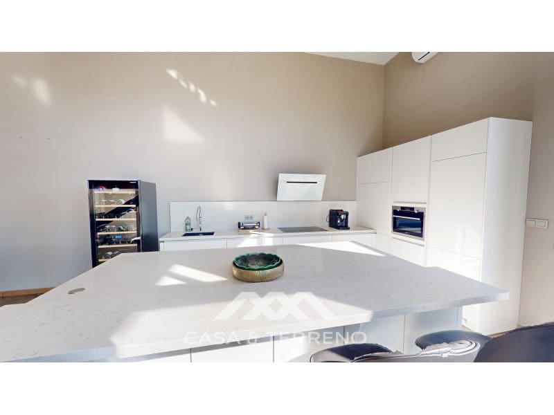 4 bedroom Villa for sale in Alora with pool garage - € 1,200,000 (Ref: 9462488)