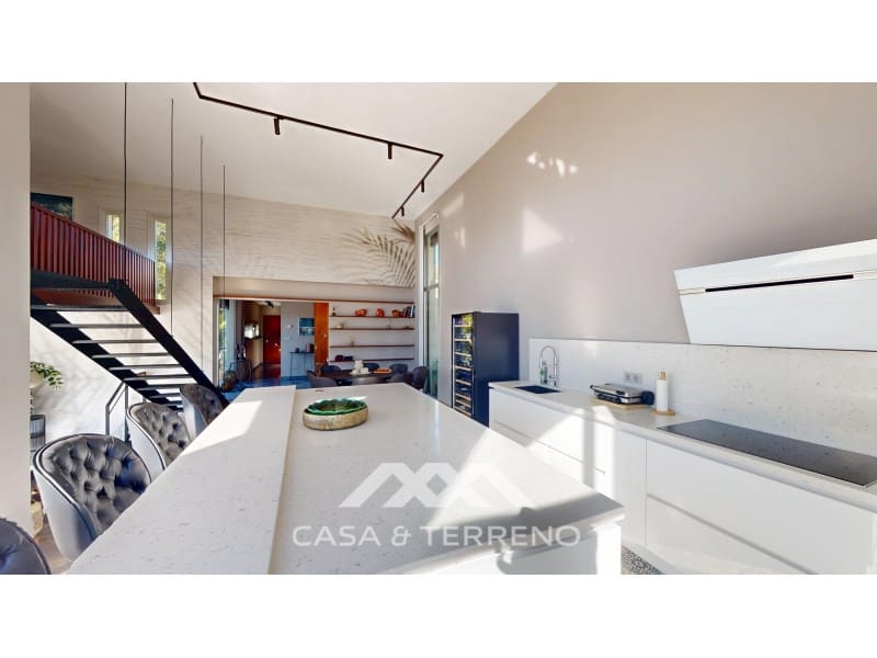 4 bedroom Villa for sale in Alora with pool garage - € 1,200,000 (Ref: 9462488)