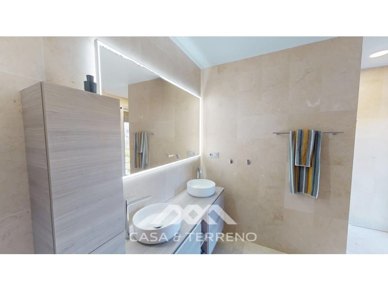 4 bedroom Villa for sale in Alora with pool garage - € 1,200,000 (Ref: 9462488)