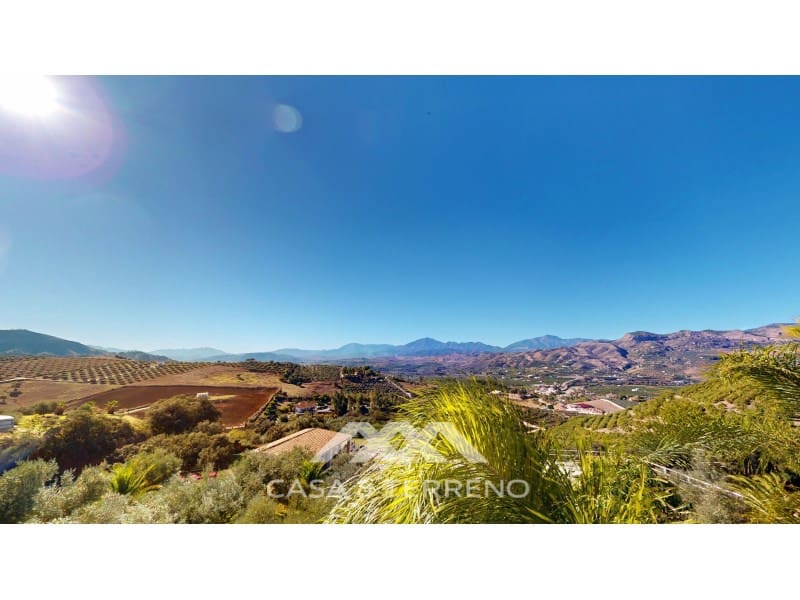 4 bedroom Villa for sale in Alora with pool garage - € 1,200,000 (Ref: 9462488)
