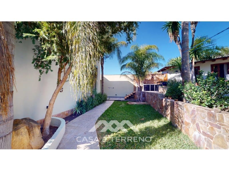 4 bedroom Villa for sale in Alora with pool garage - € 1,200,000 (Ref: 9462488)