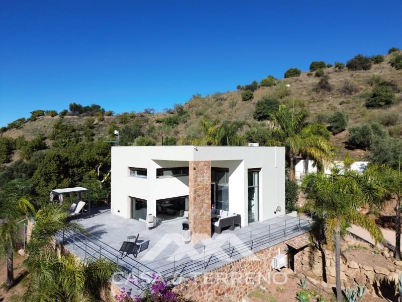 4 chambre Villa/Maison à vendre à Alora avec piscine garage - 1 200 000 € (Ref: 9462488)
