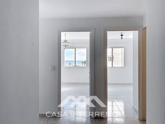 Piso de 3 habitaciones en Torre del Mar, Vélez-Málaga en venta - 335.000 € (Ref: 9462489)